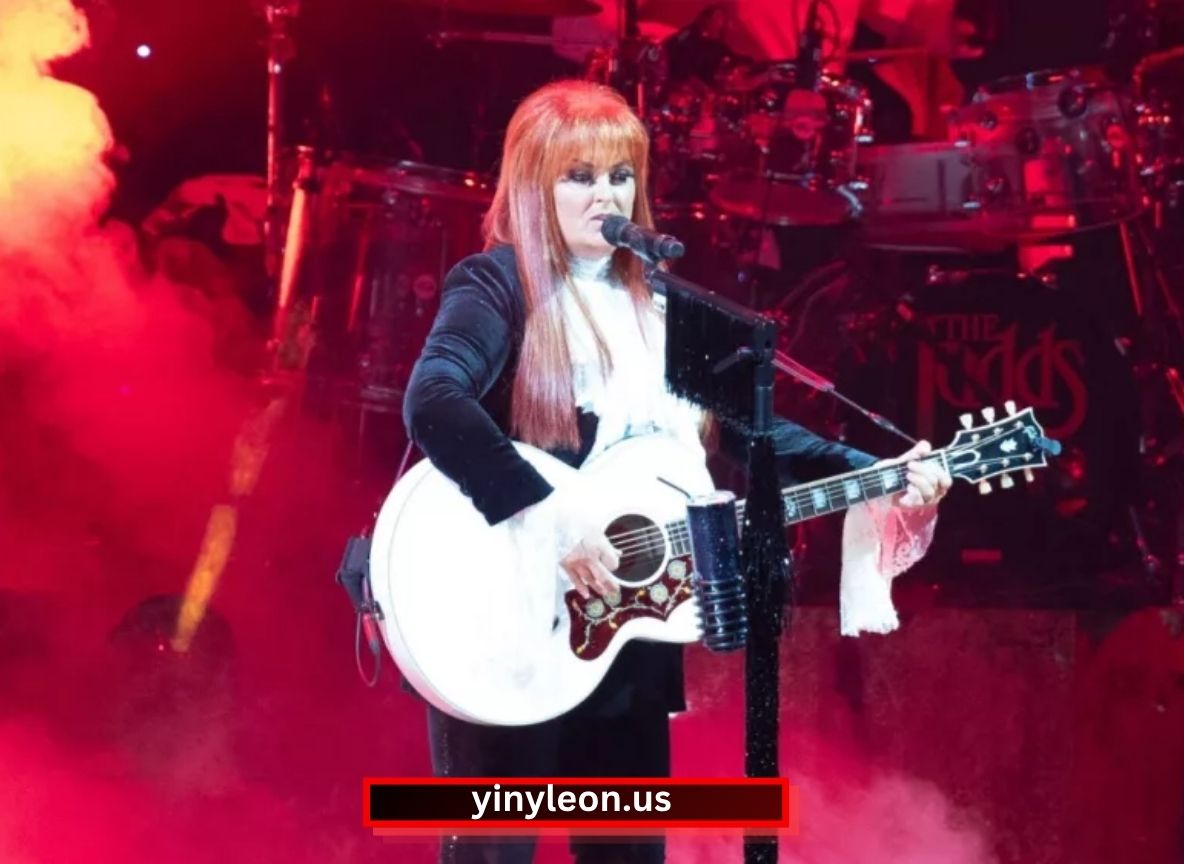wynonna judd performance reactions